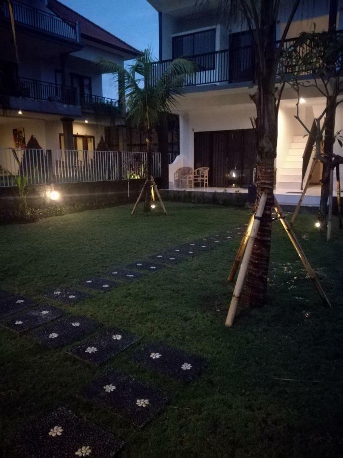 Hello Canggu Homestay Extérieur photo